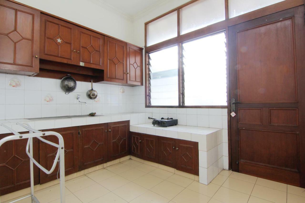 Villa Enggal Lembang Buitenkant foto