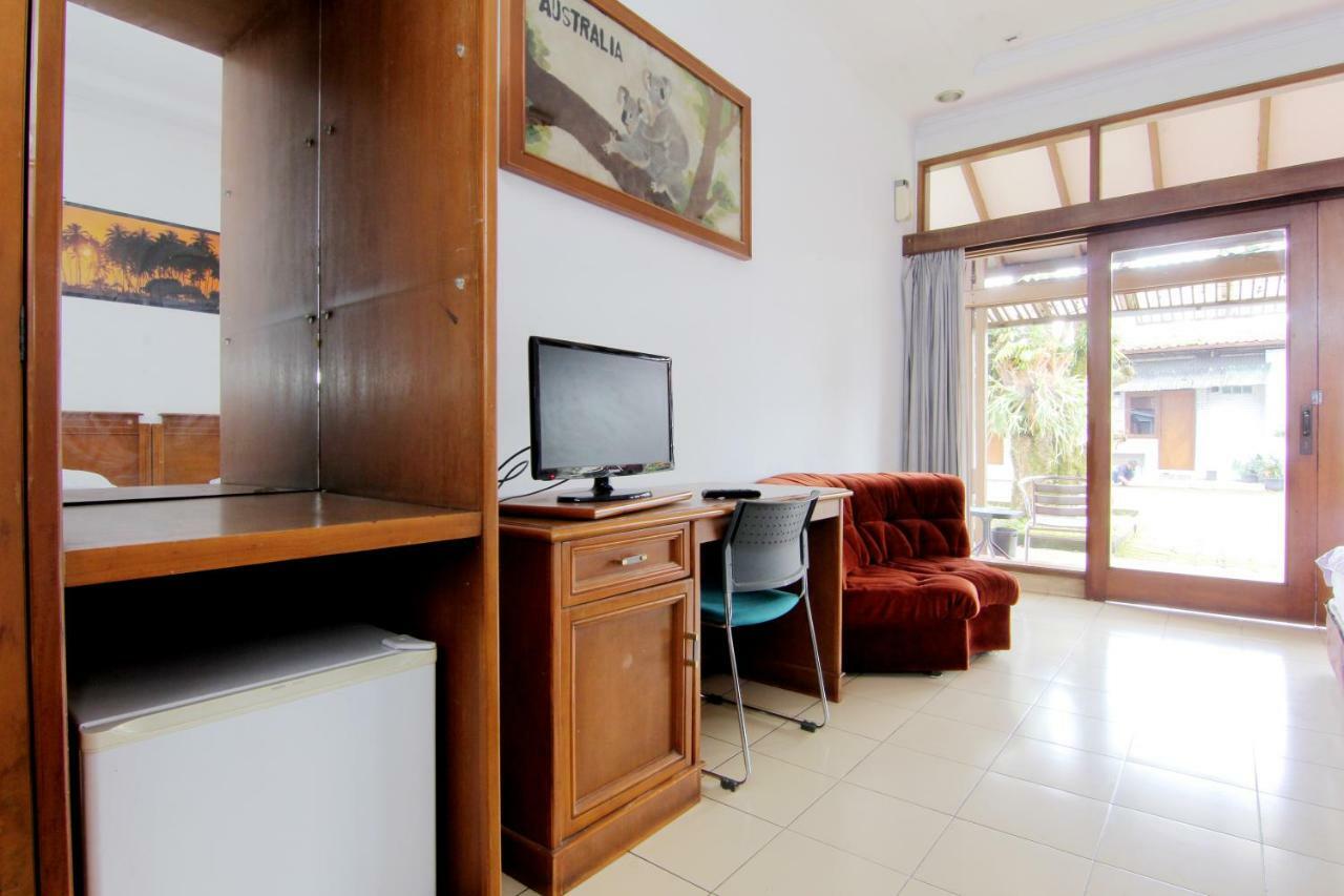 Villa Enggal Lembang Buitenkant foto