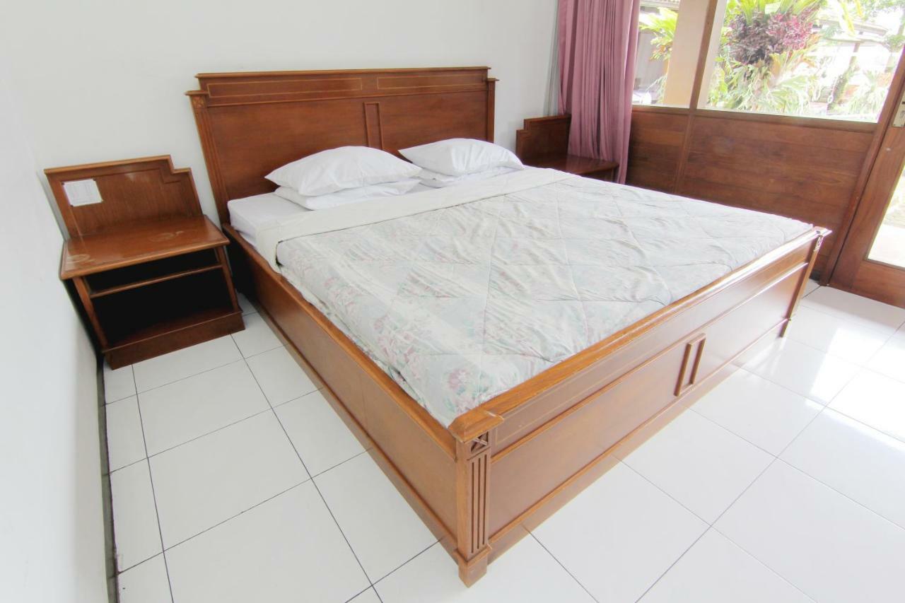 Villa Enggal Lembang Buitenkant foto